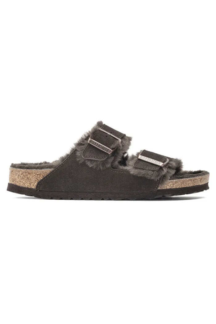 Birkenstock Arizona Shearling Regular Width in Mocha