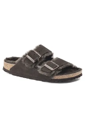 Birkenstock Arizona Shearling Regular Width in Mocha