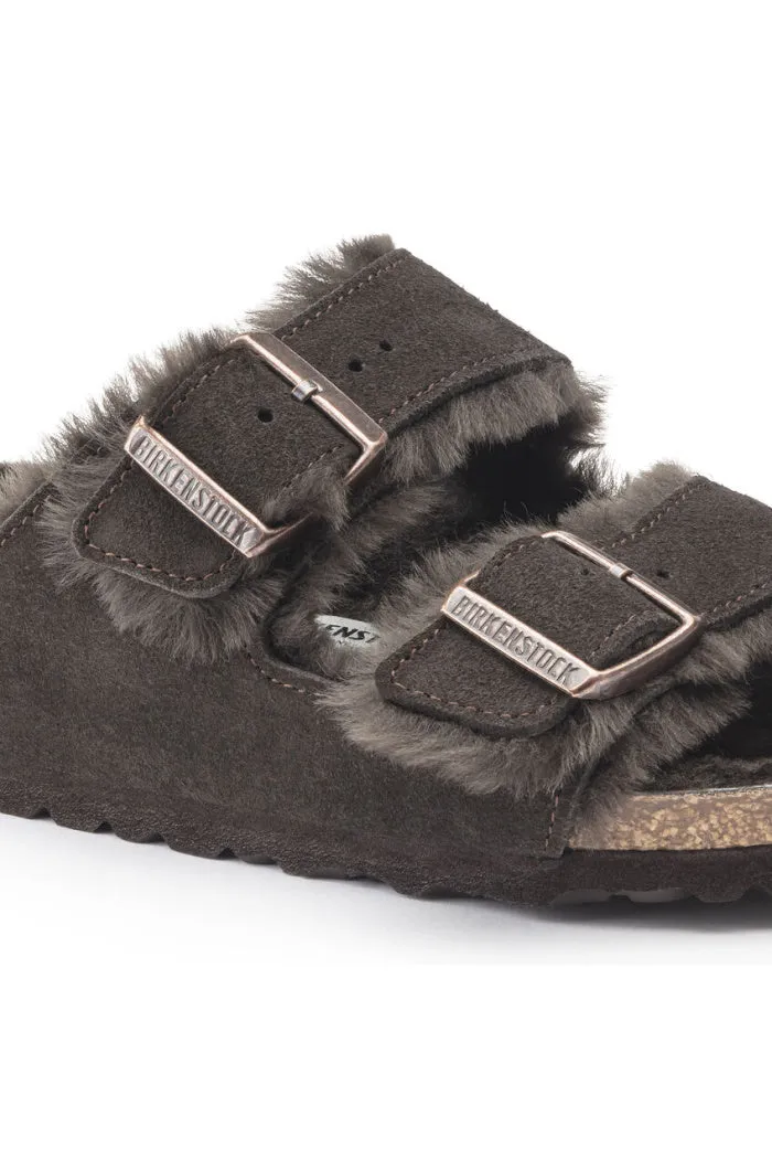 Birkenstock Arizona Shearling Regular Width in Mocha