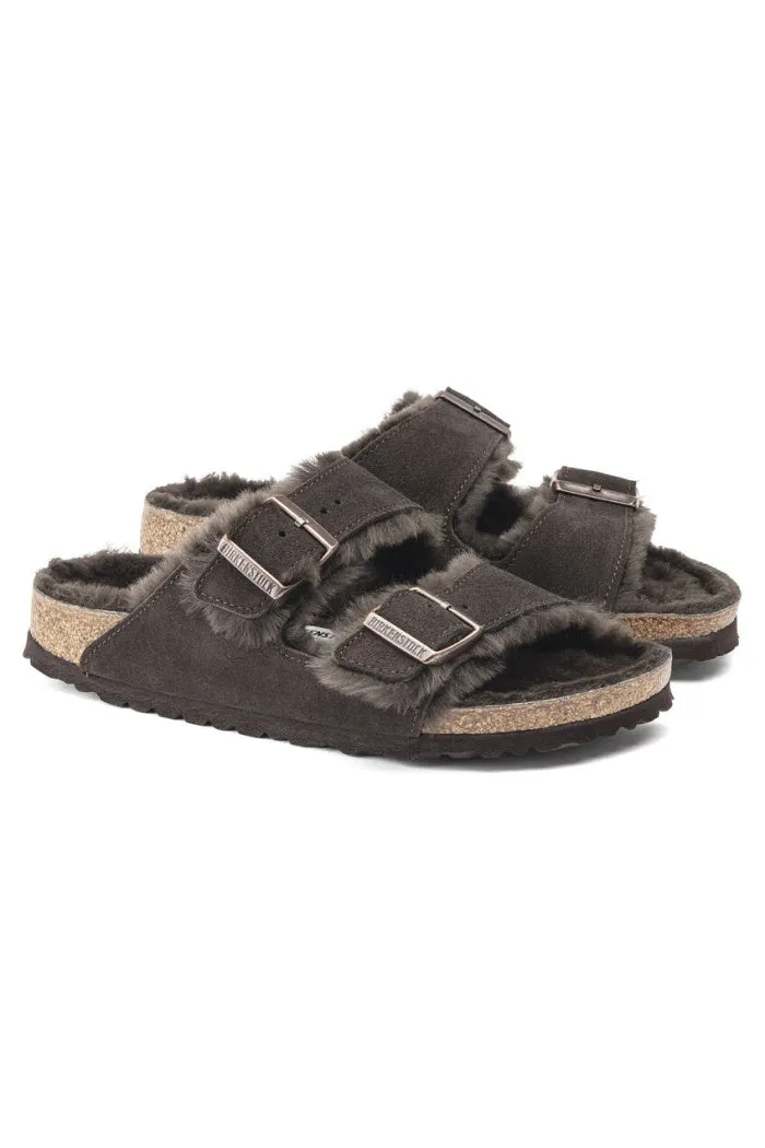 Birkenstock Arizona Shearling Regular Width in Mocha