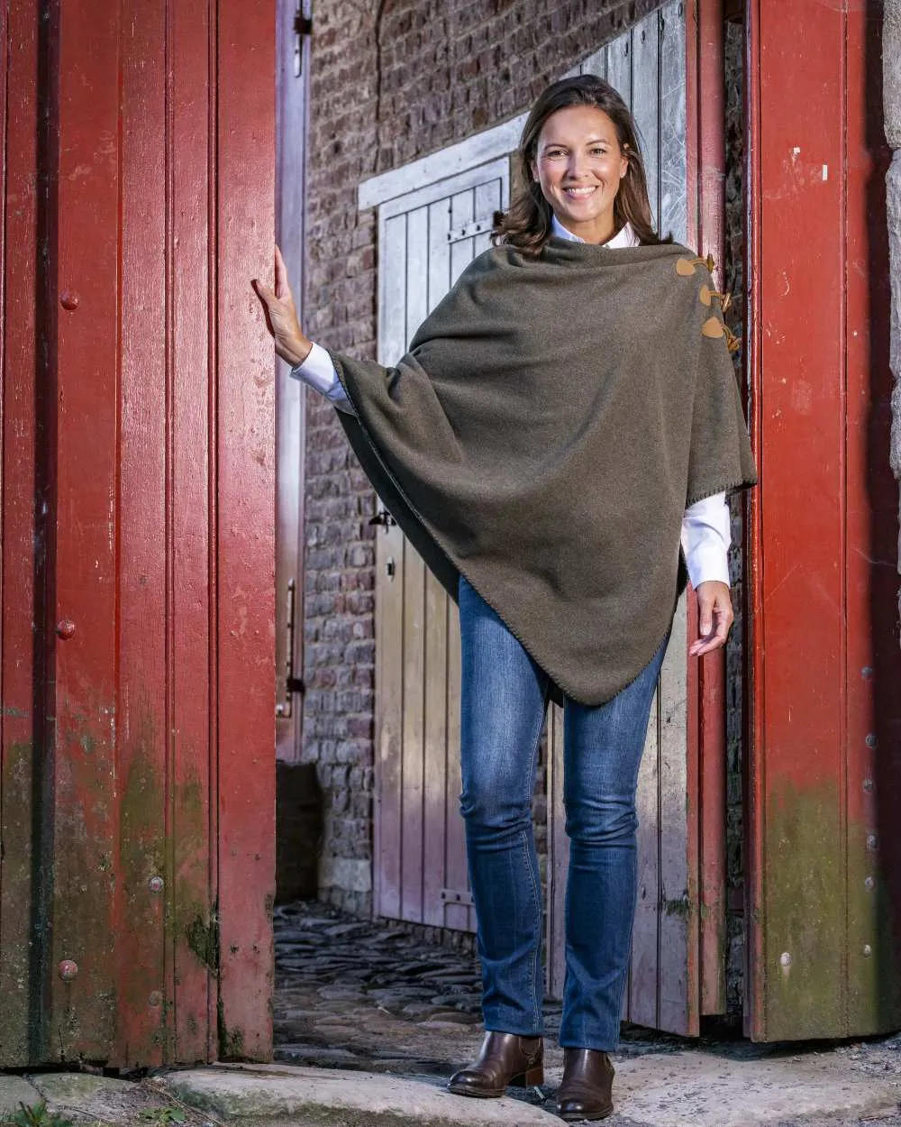 Elite Fleece Poncho