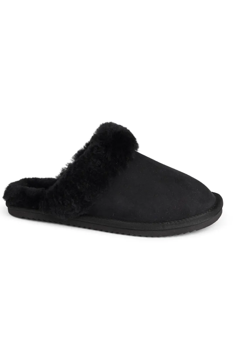 Gossa Beluga Shearling Slippers from Lovelies