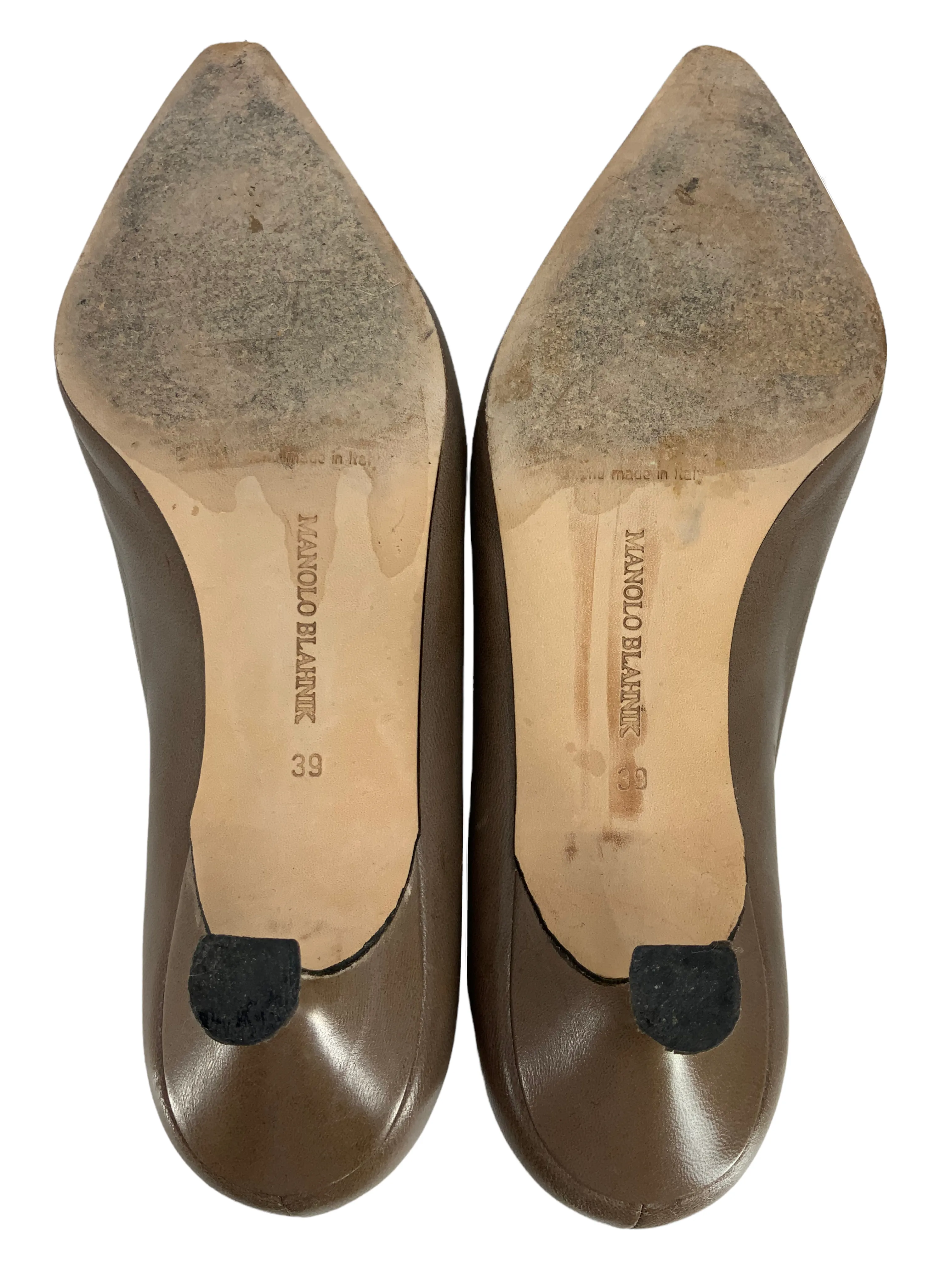 Size 9 Manolo Blahnik Leather Pointed-Toe Pumps