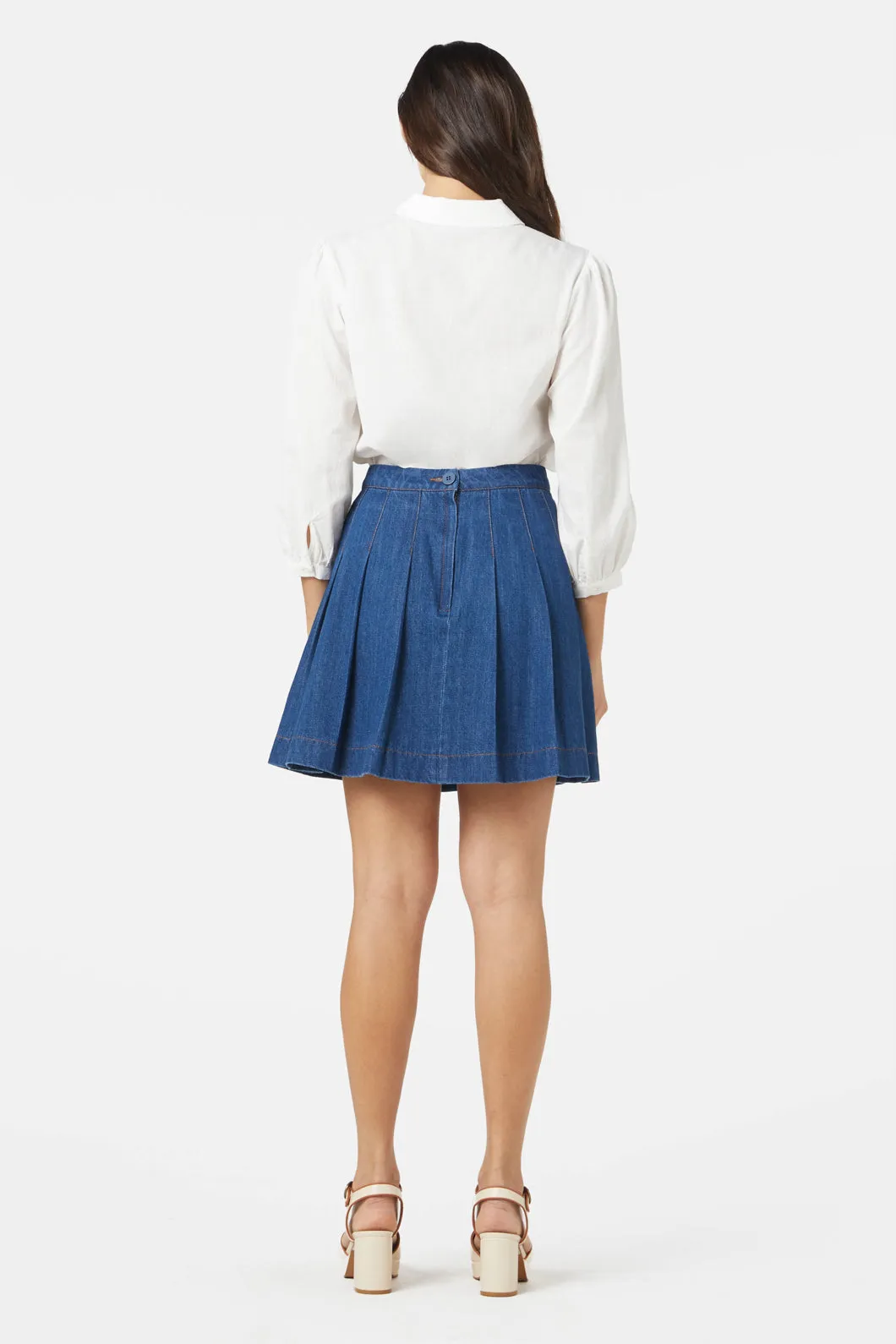 Modern and Versatile Skirt