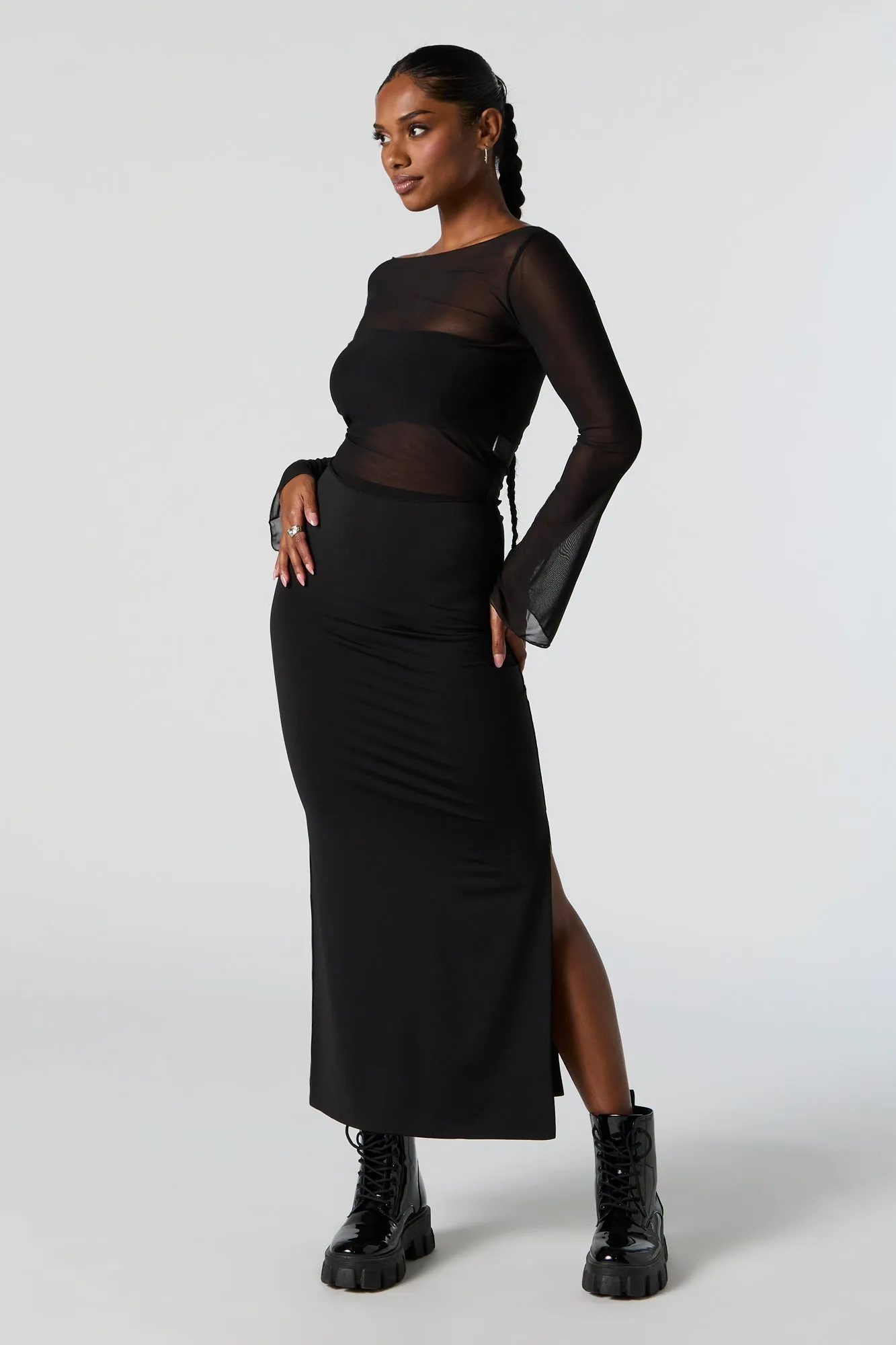 Sophisticated Midi Skirt with Slit