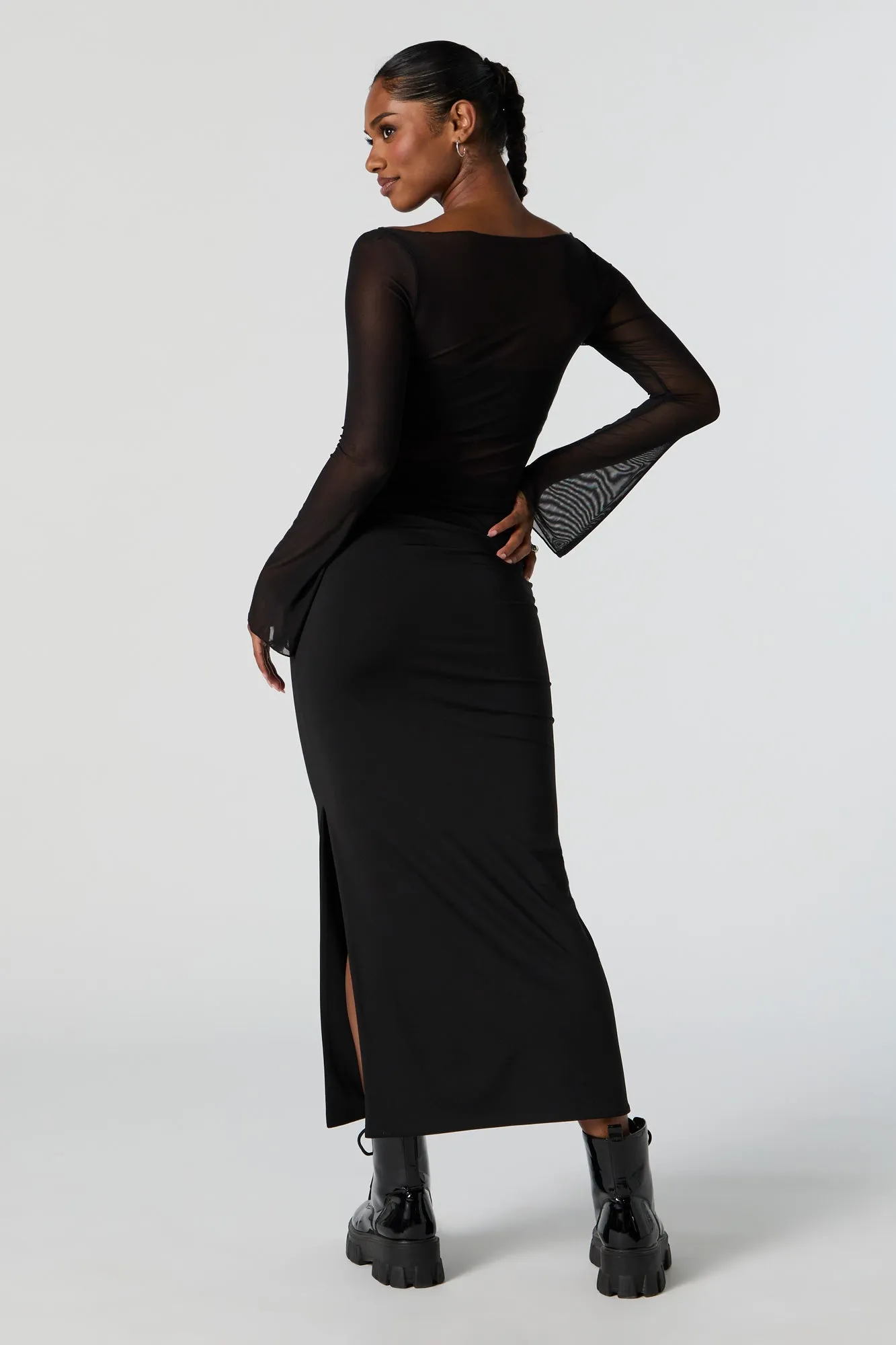 Sophisticated Midi Skirt with Slit