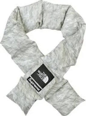 Supreme The North Face Paper Print 700-Fill Down Scarf